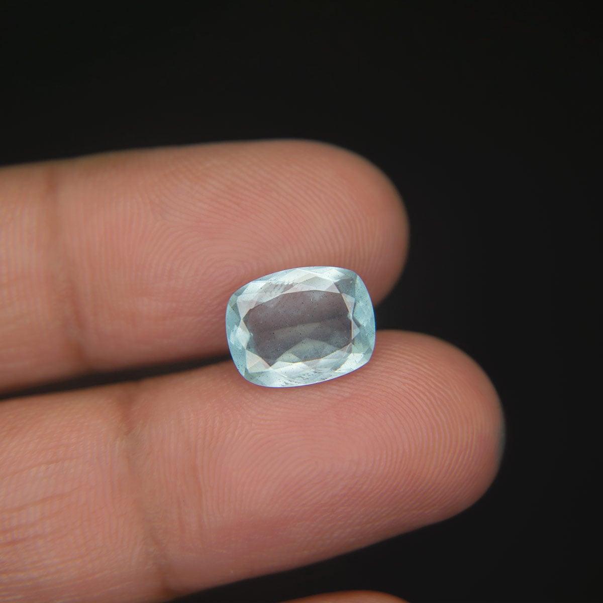 Aquamarine - 3.70 Carat