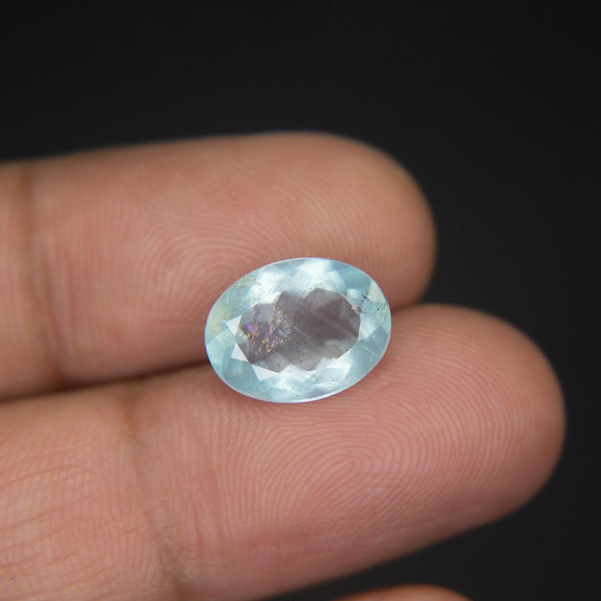 Aquamarine - 3.98 Carat