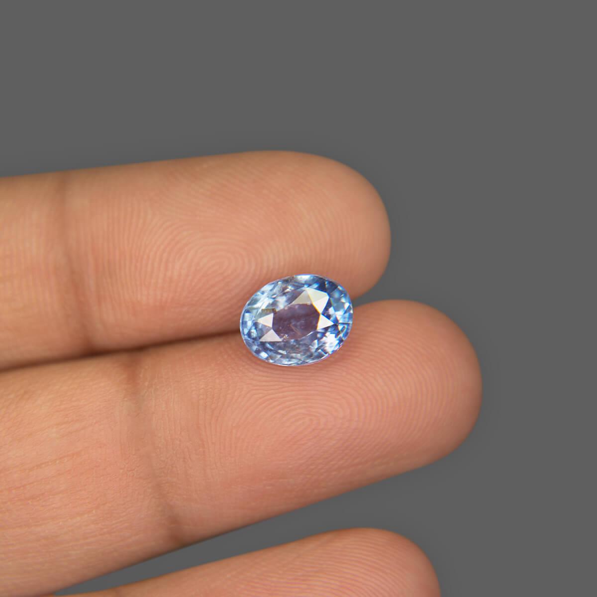 Blue Sapphire - 3.37 Carat