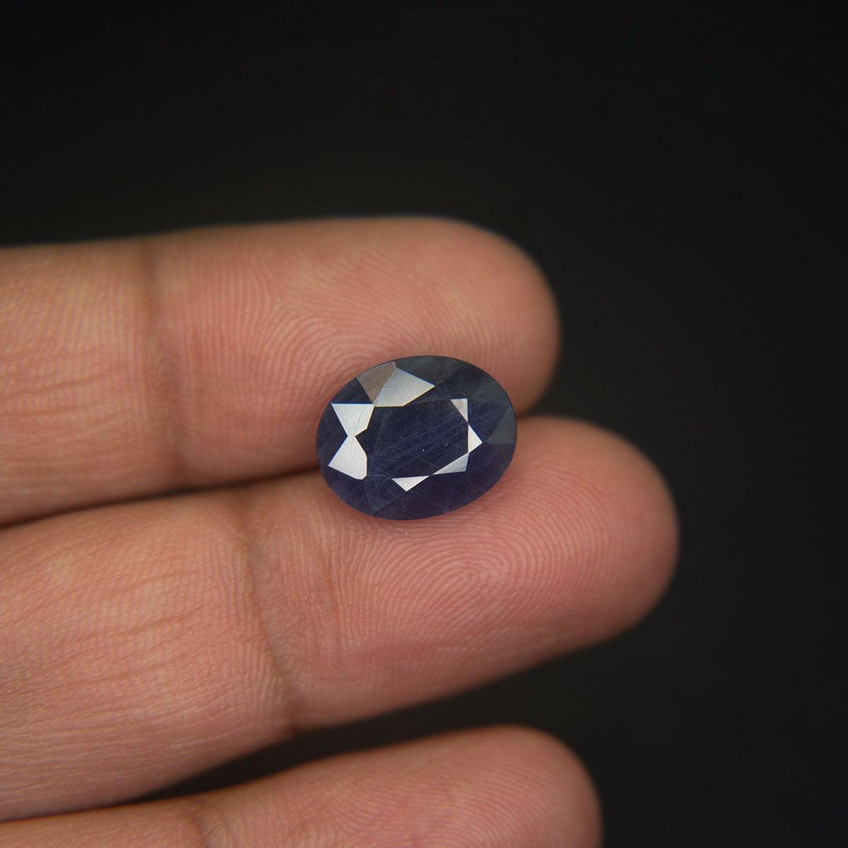 Blue Sapphire - 7.31 Carat