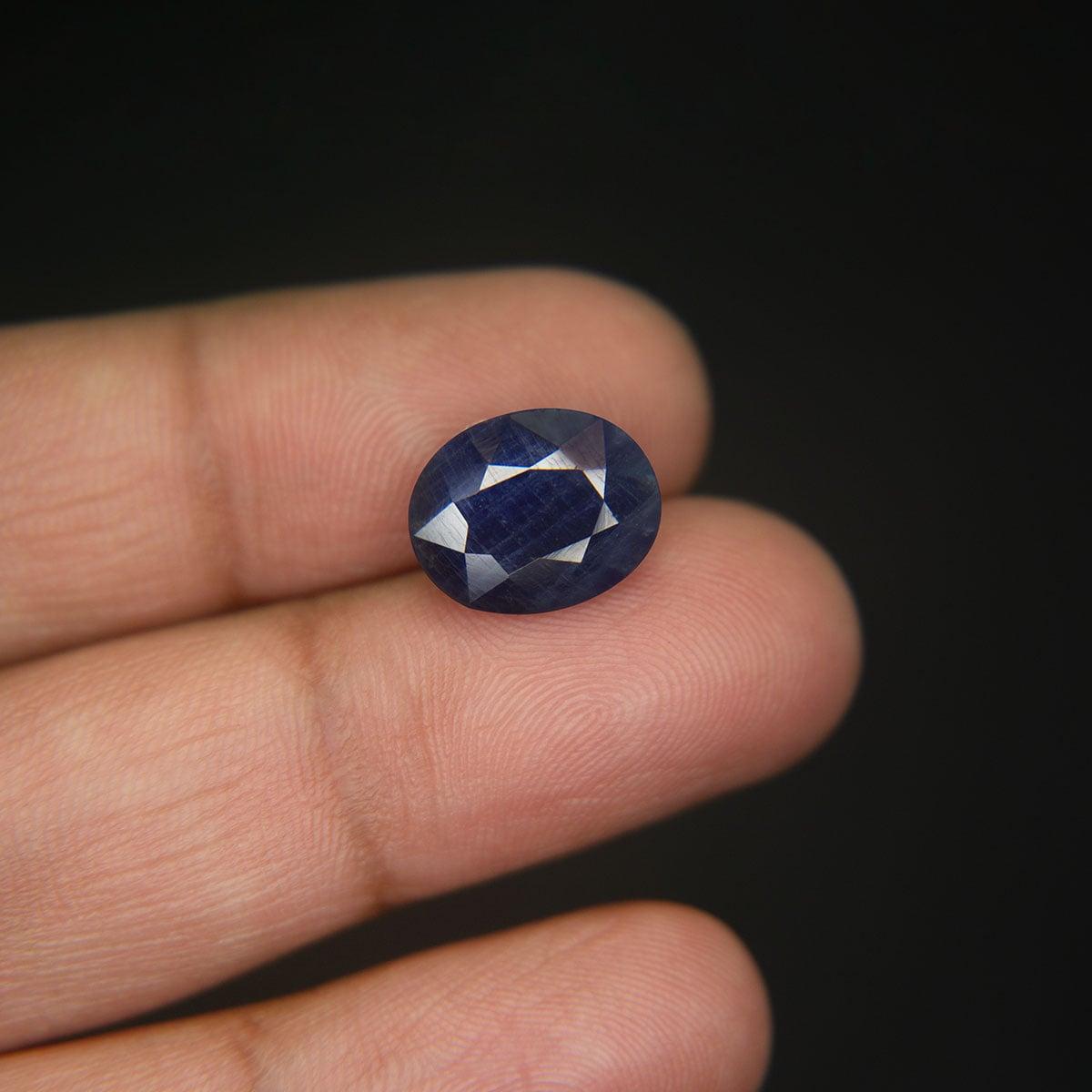 Blue Sapphire - 7.49 Carat