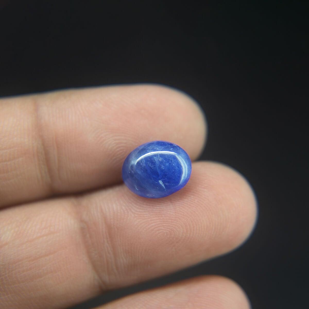 Blue Sapphire - 5.71 Carat
