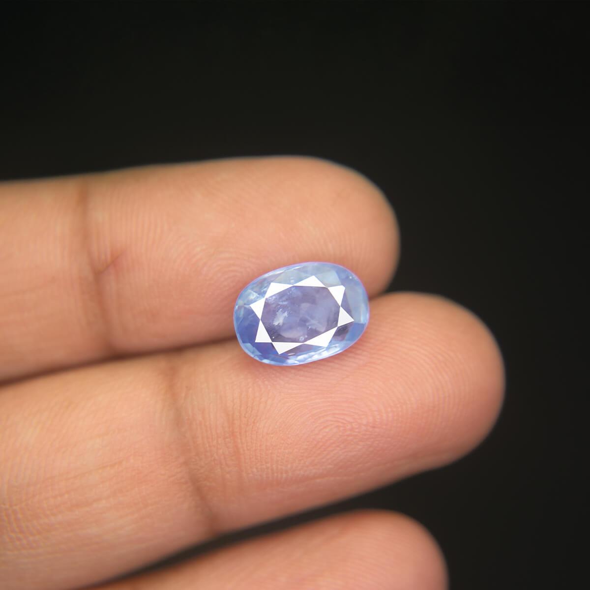 Blue Sapphire - 5.06 Carat