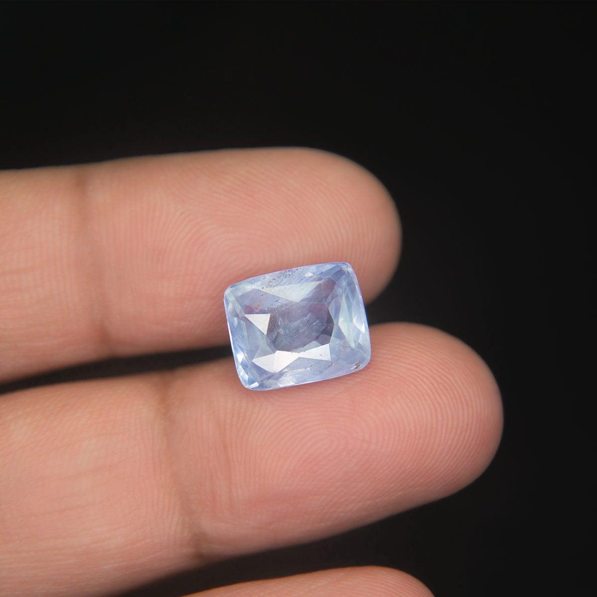 Blue Sapphire - 7.56 Carat