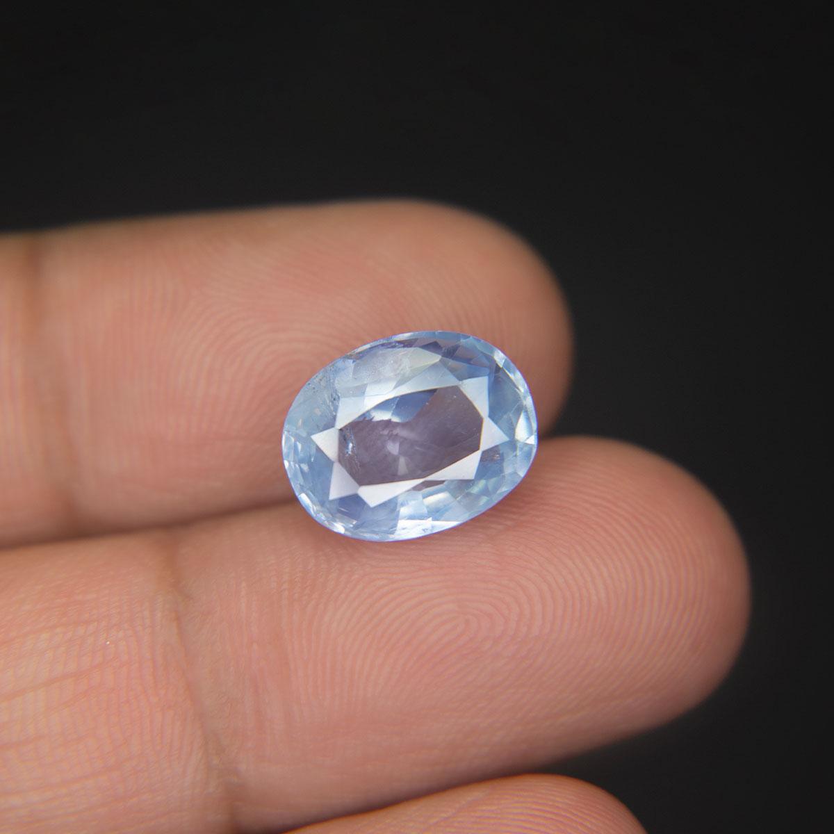 Blue Sapphire - 7.65 Carat