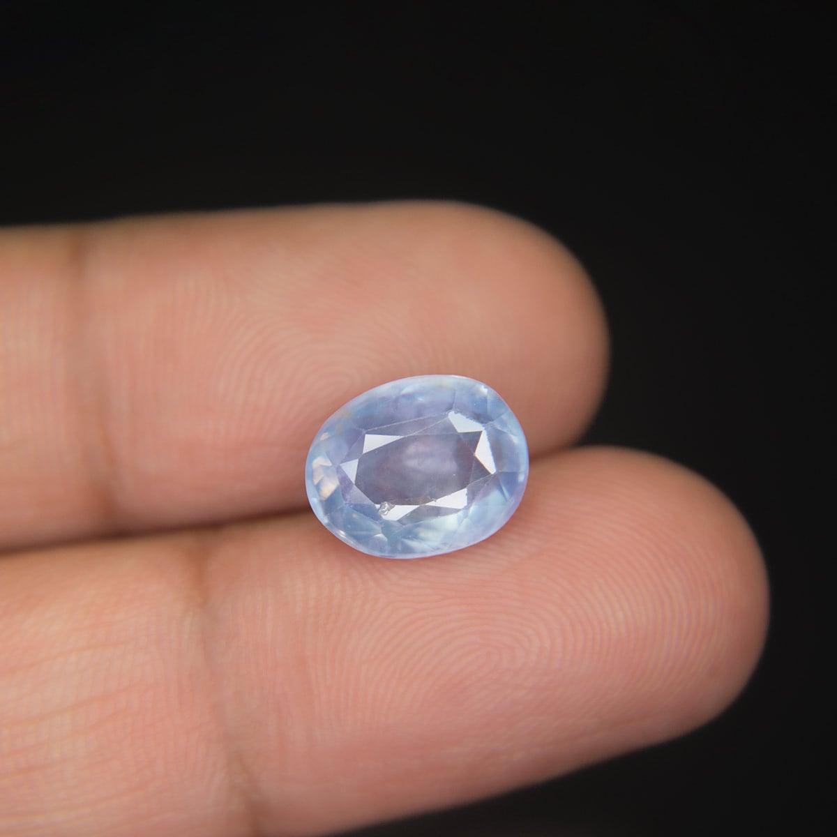 Blue Sapphire - 6.01 Carat