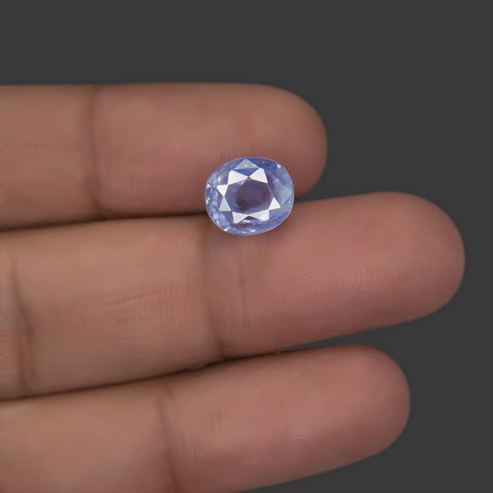 Blue Sapphire - 5.48 Carat