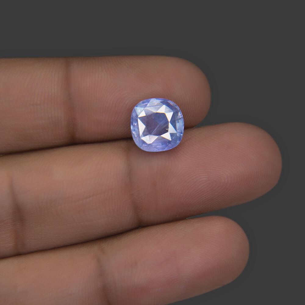 Blue Sapphire - 5.16 Carat