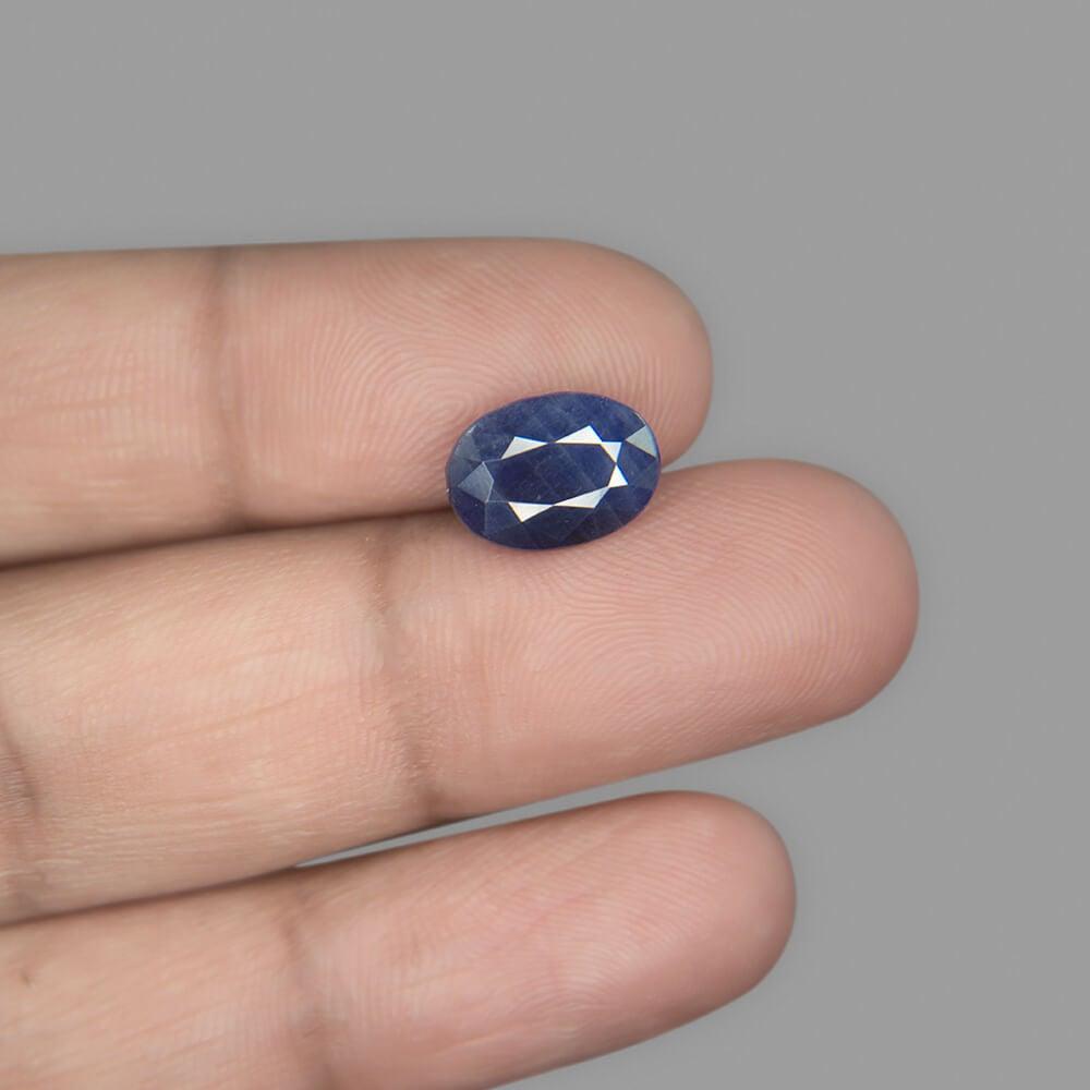 Blue Sapphire - 4.20 Carat
