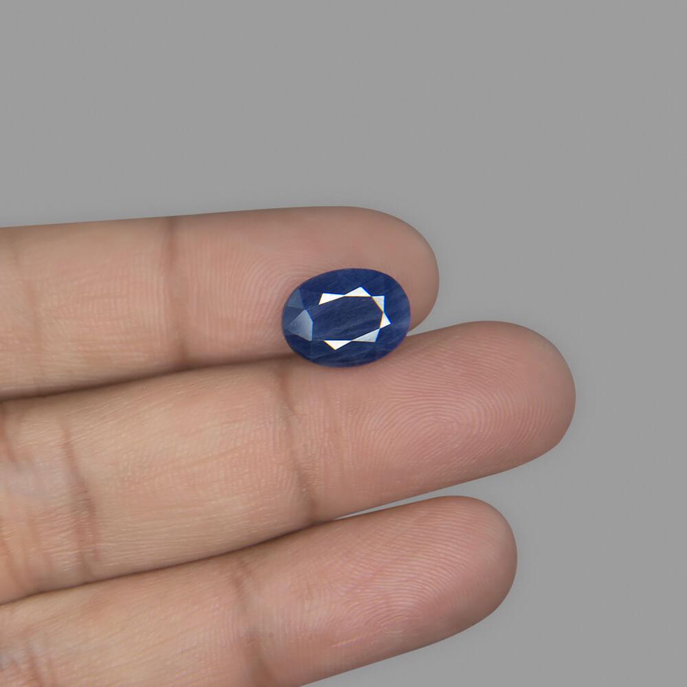 Blue Sapphire - 6.98 Carat