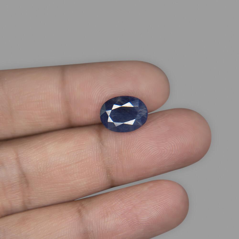Blue Sapphire - 5.03 Carat
