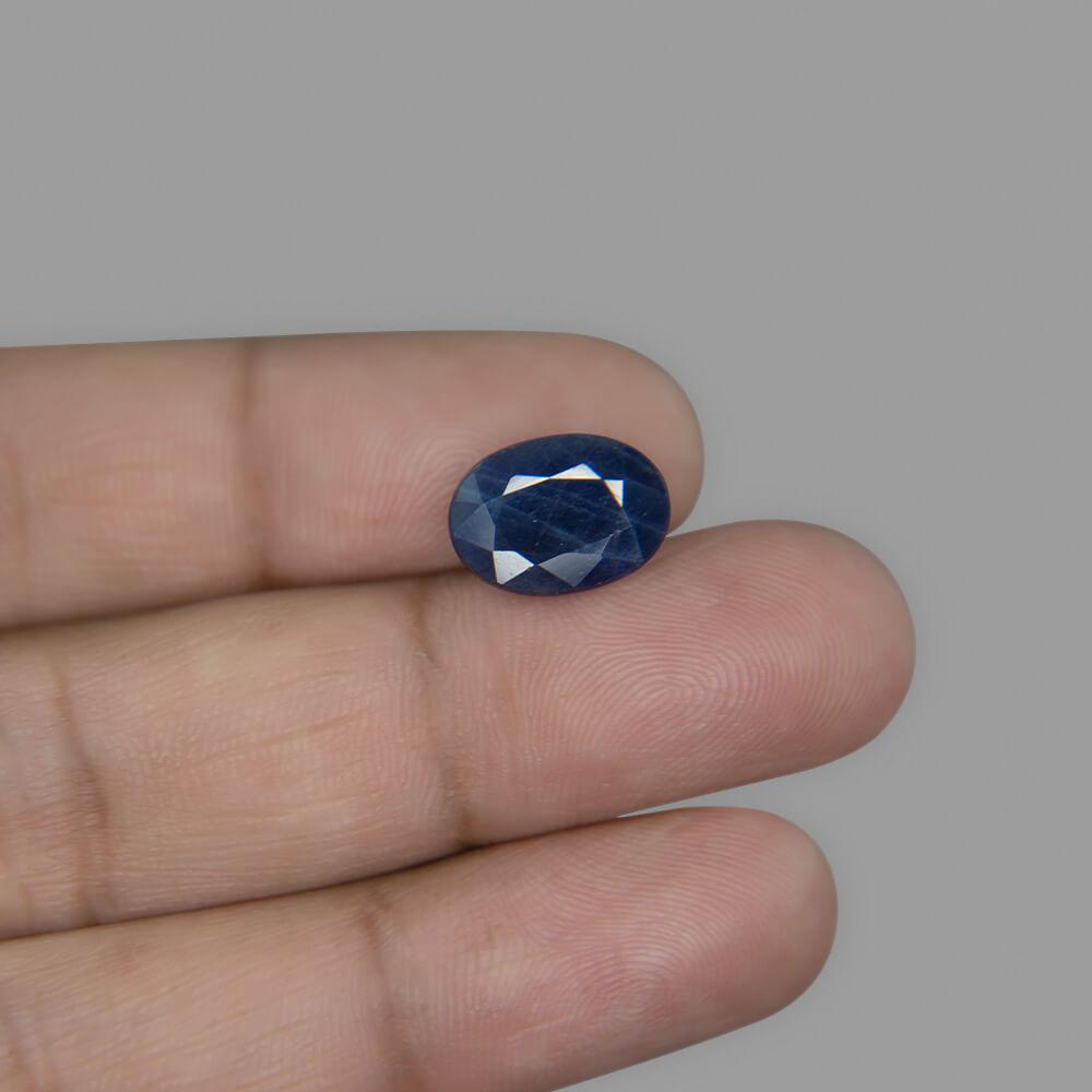 Blue Sapphire - 5.77 Carat