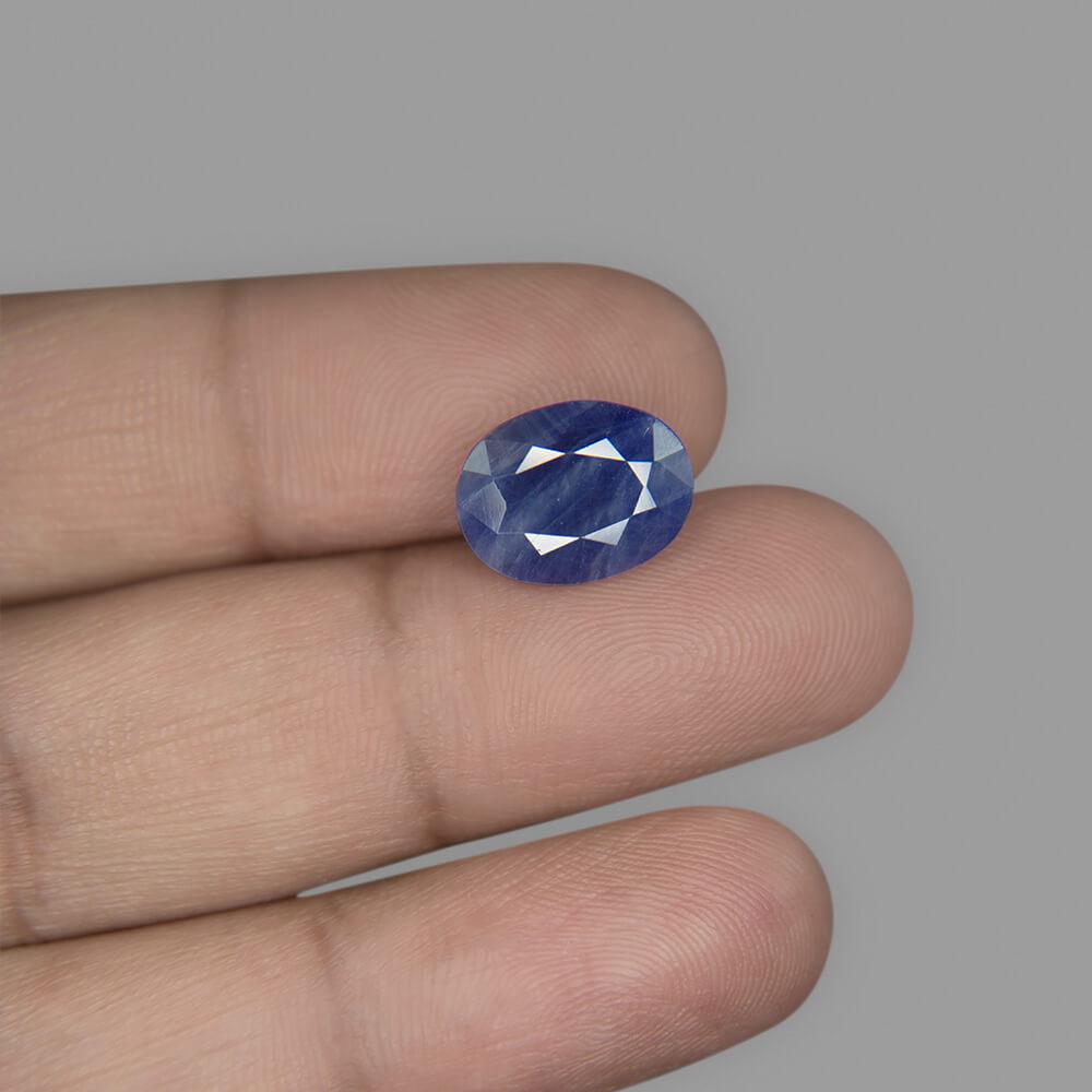 Blue Sapphire - 6.54 Carat