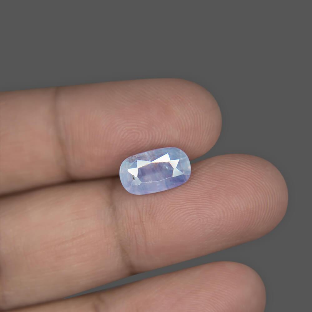 Blue Sapphire - 4.84 Carat