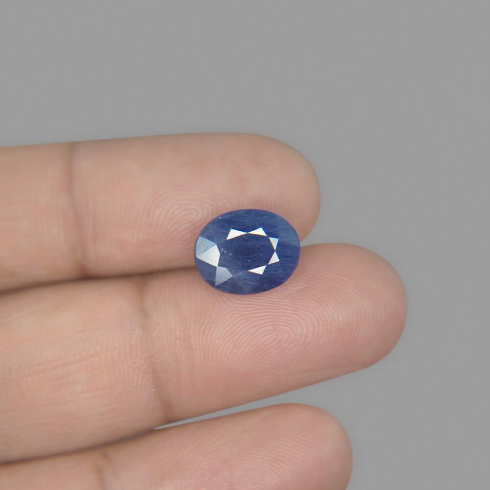 Blue Sapphire - 5.74 Carat