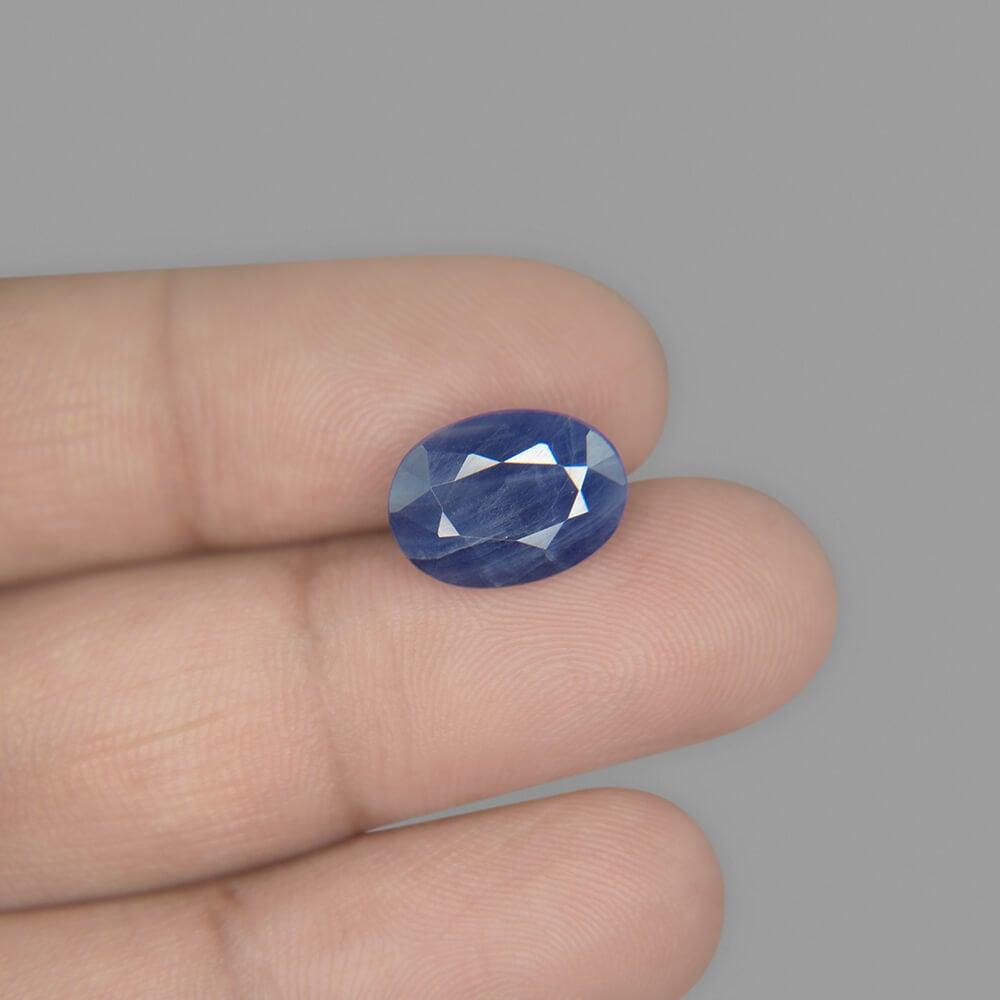 Blue Sapphire - 5.51 Carat