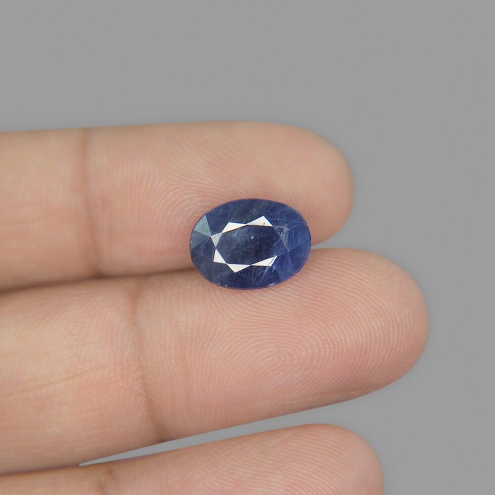 Blue Sapphire - 5.59 Carat