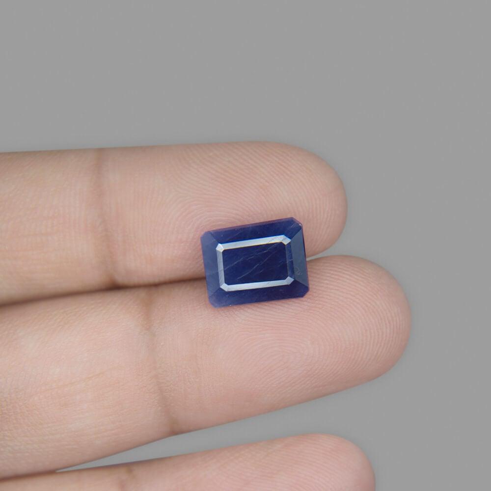 Blue Sapphire - 5.62 Carat