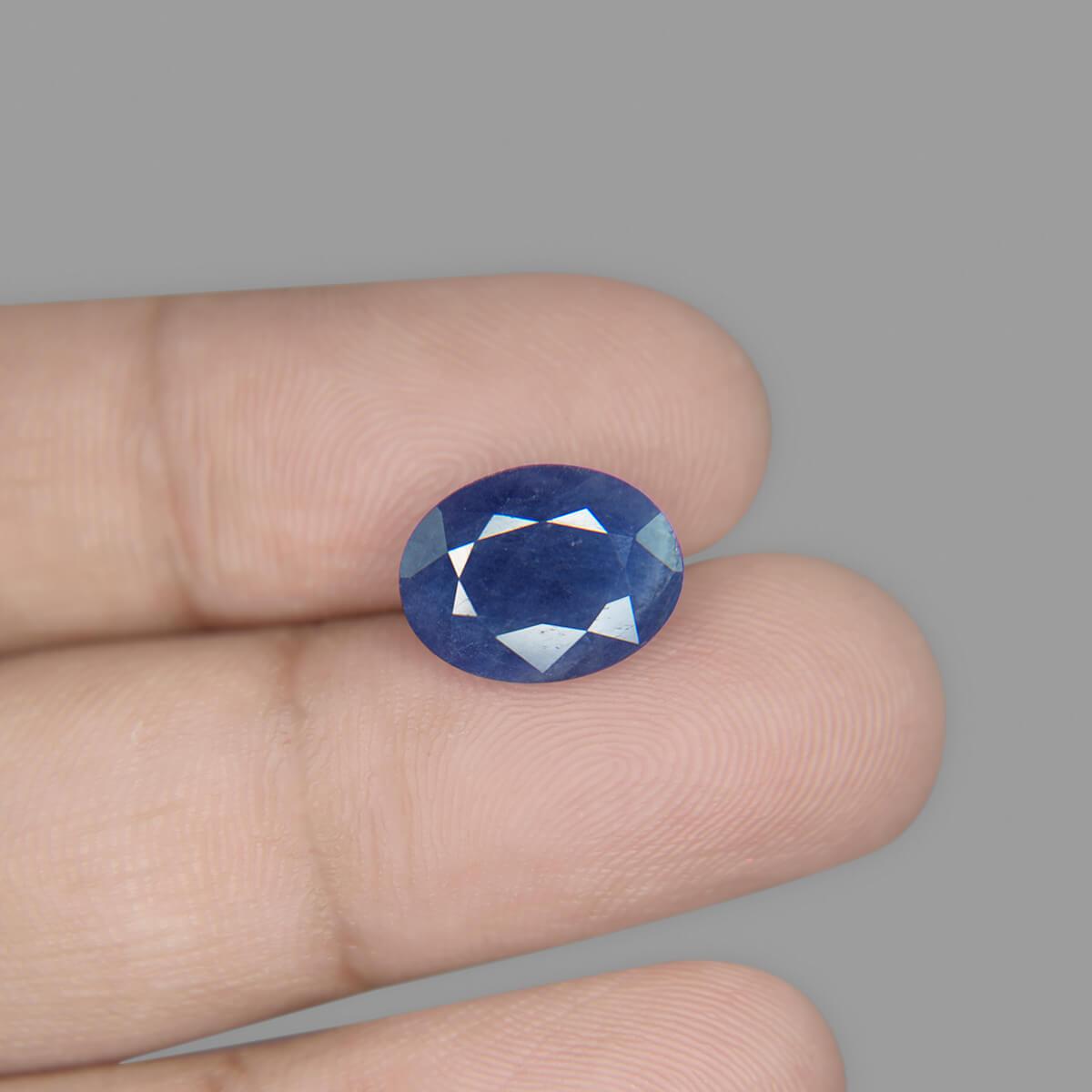 Blue Sapphire - 5.70 Carat