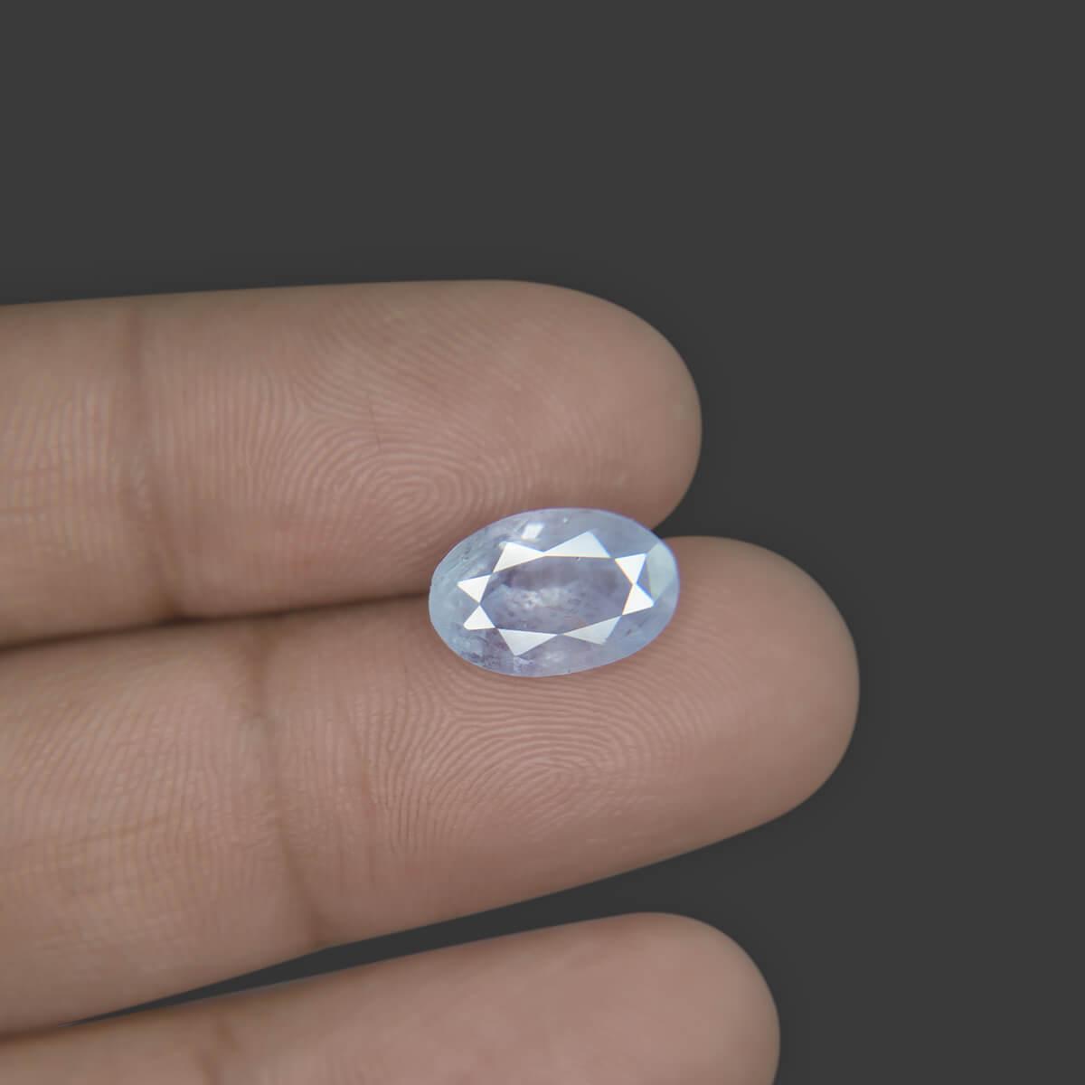 Blue Sapphire - 4.71 Carat