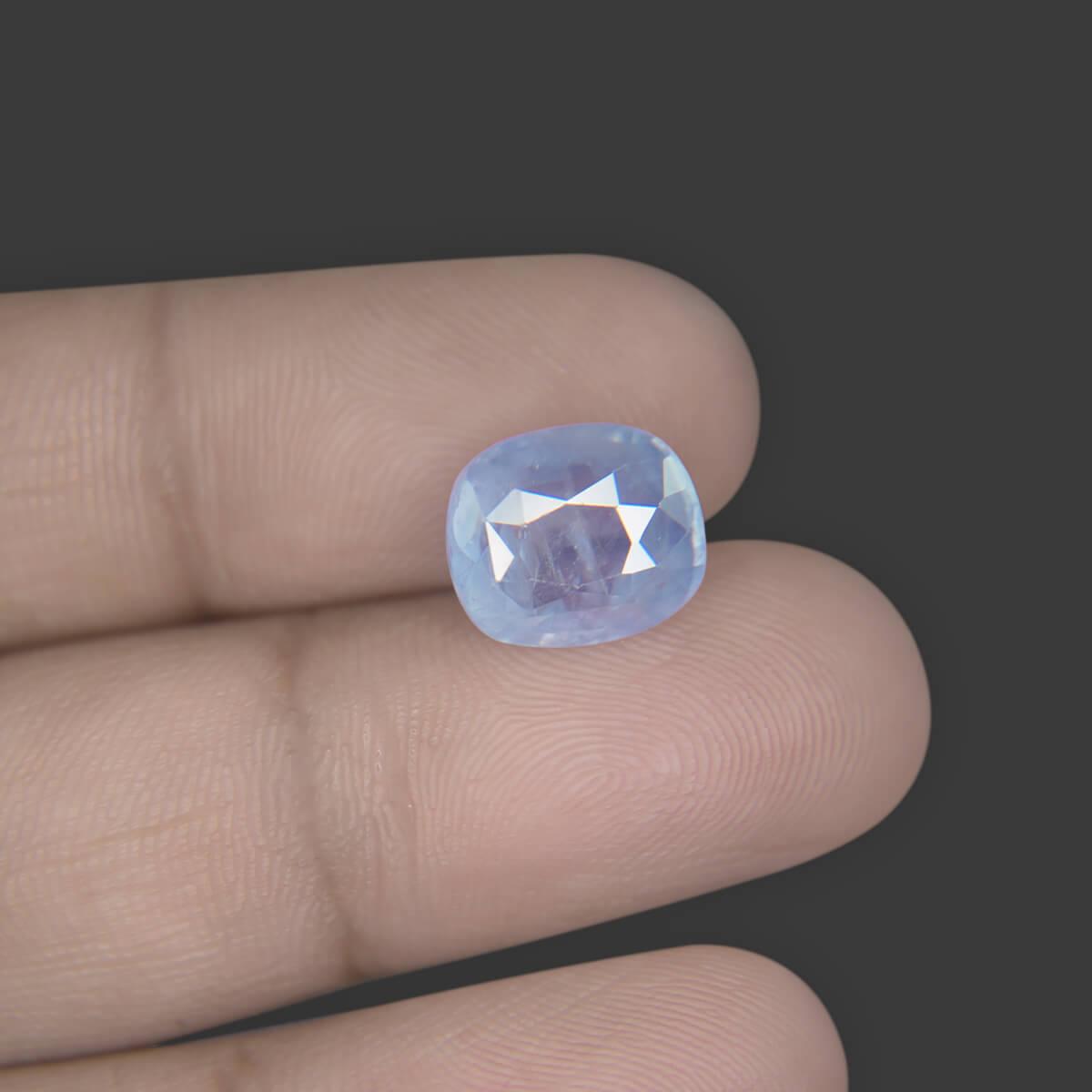 Blue Sapphire - 7.29 Carat