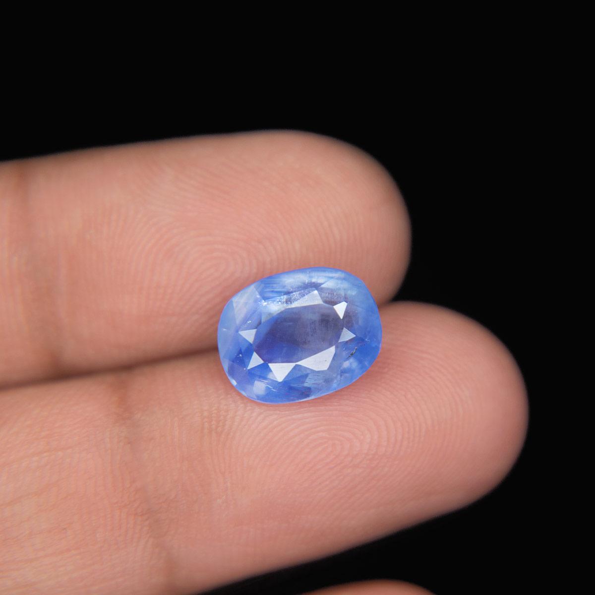 Blue Sapphire - 6.49 Carat