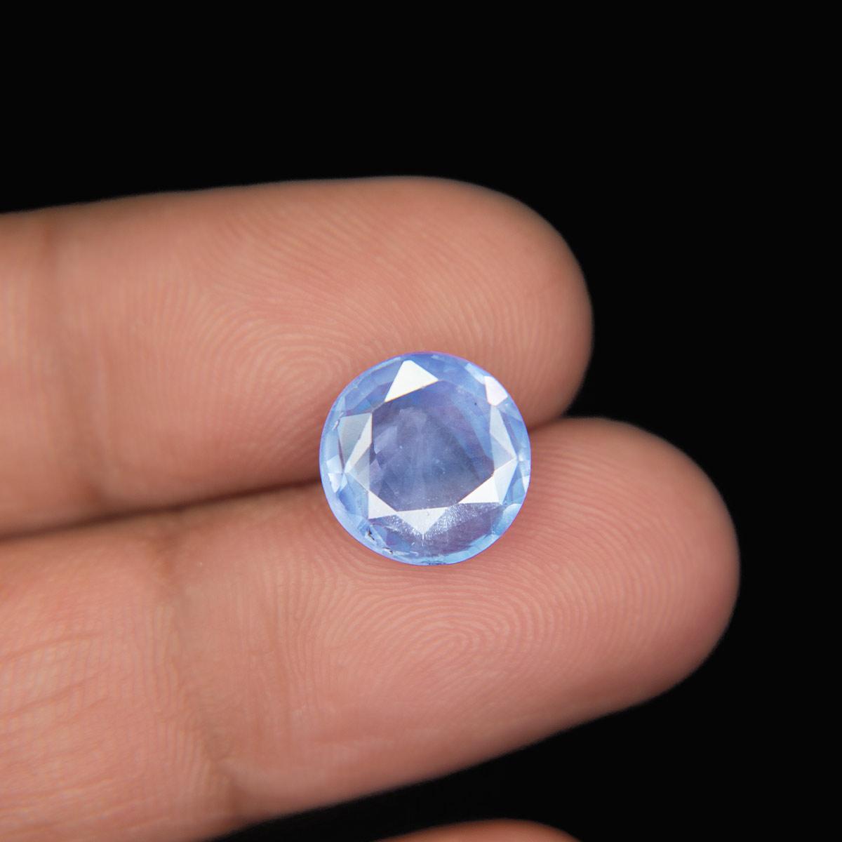 Blue Sapphire - 4.60 Carat