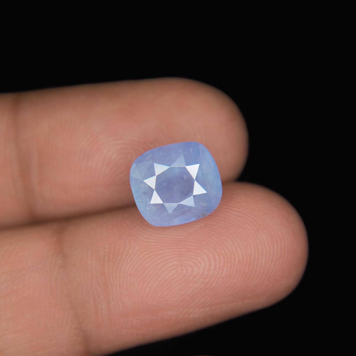 Blue Sapphire - 6.80 Carat