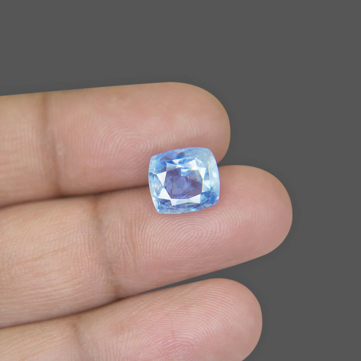 Blue Sapphire - 6.52 Carat