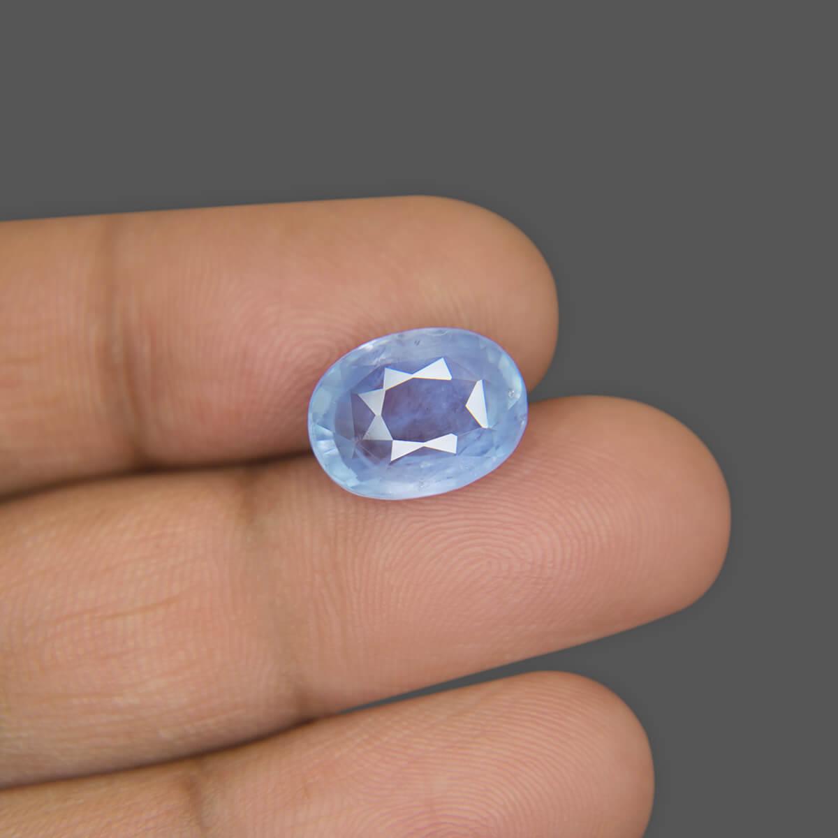 Blue Sapphire - 8.41 Carat