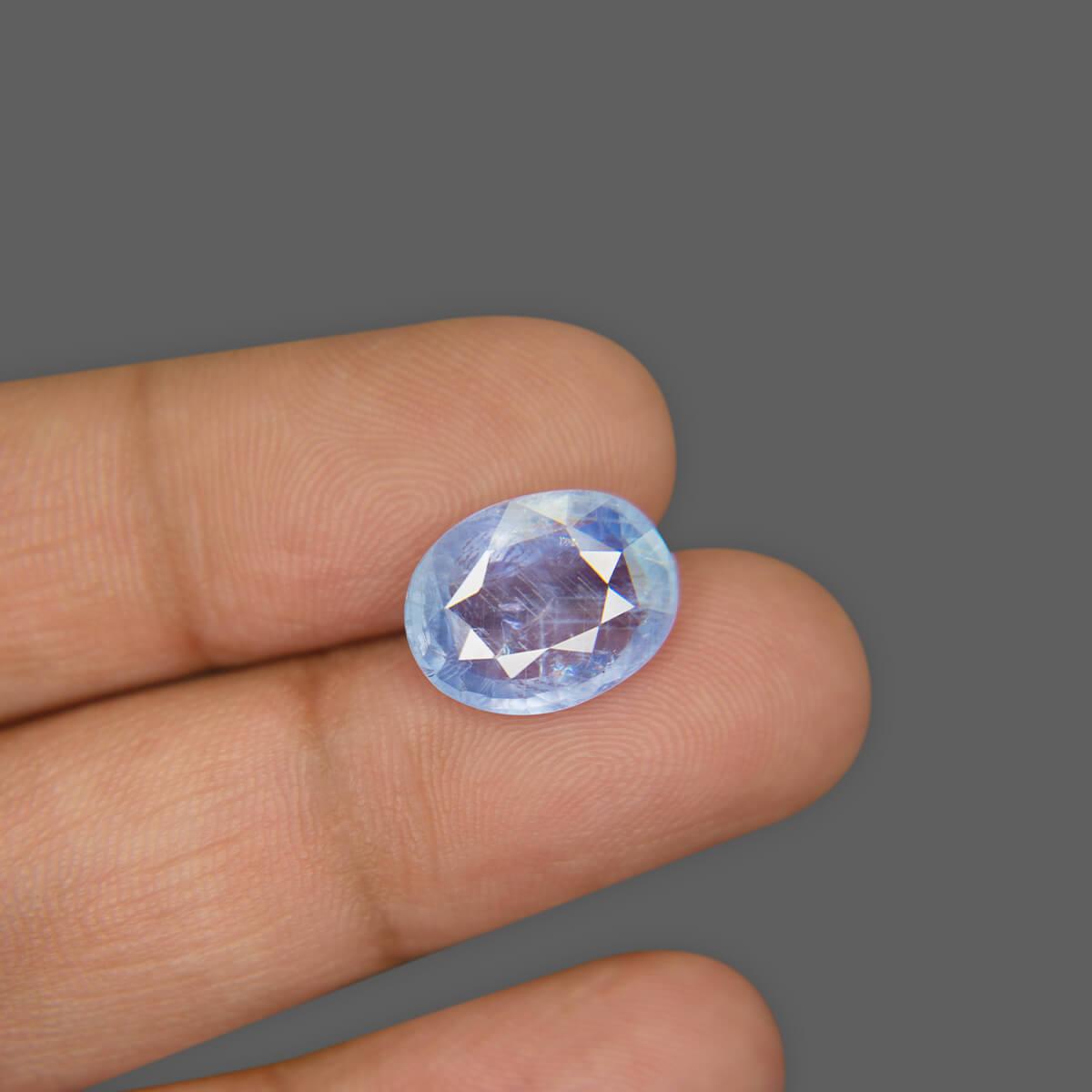 Blue Sapphire - 8.26 Carat