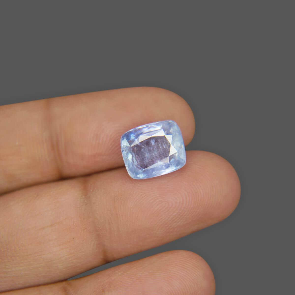 Blue Sapphire - 7.97 Carat