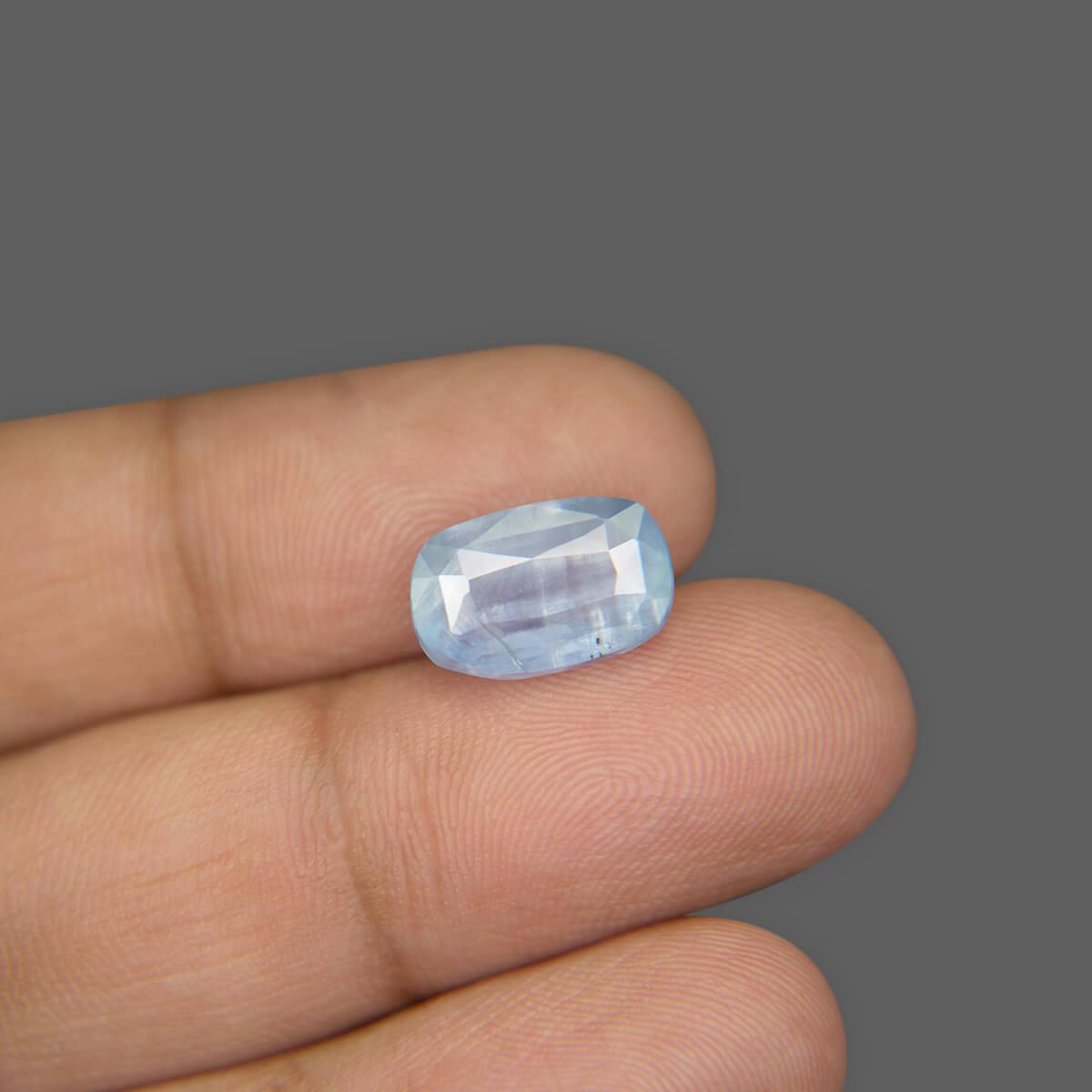 Blue Sapphire - 6.63 Carat
