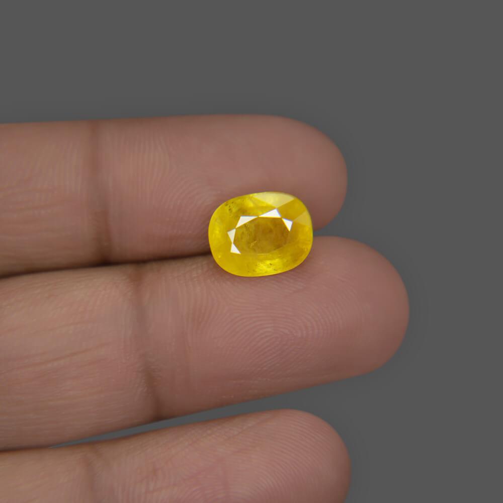 Yellow Sapphire - 5.11 Carat