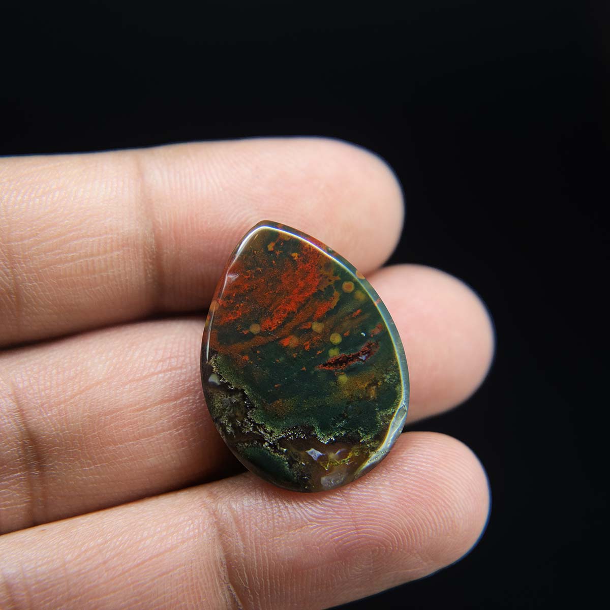 Bloodstone - 21.35 Carat