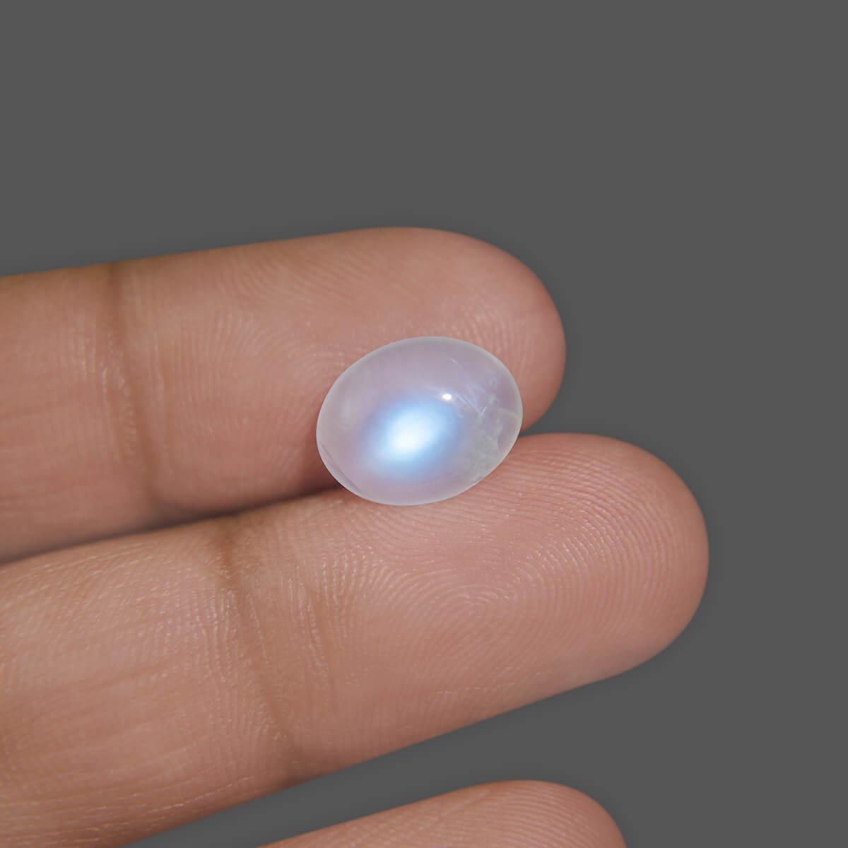 Moonstone Blue Rainbow - 3.44 Carat