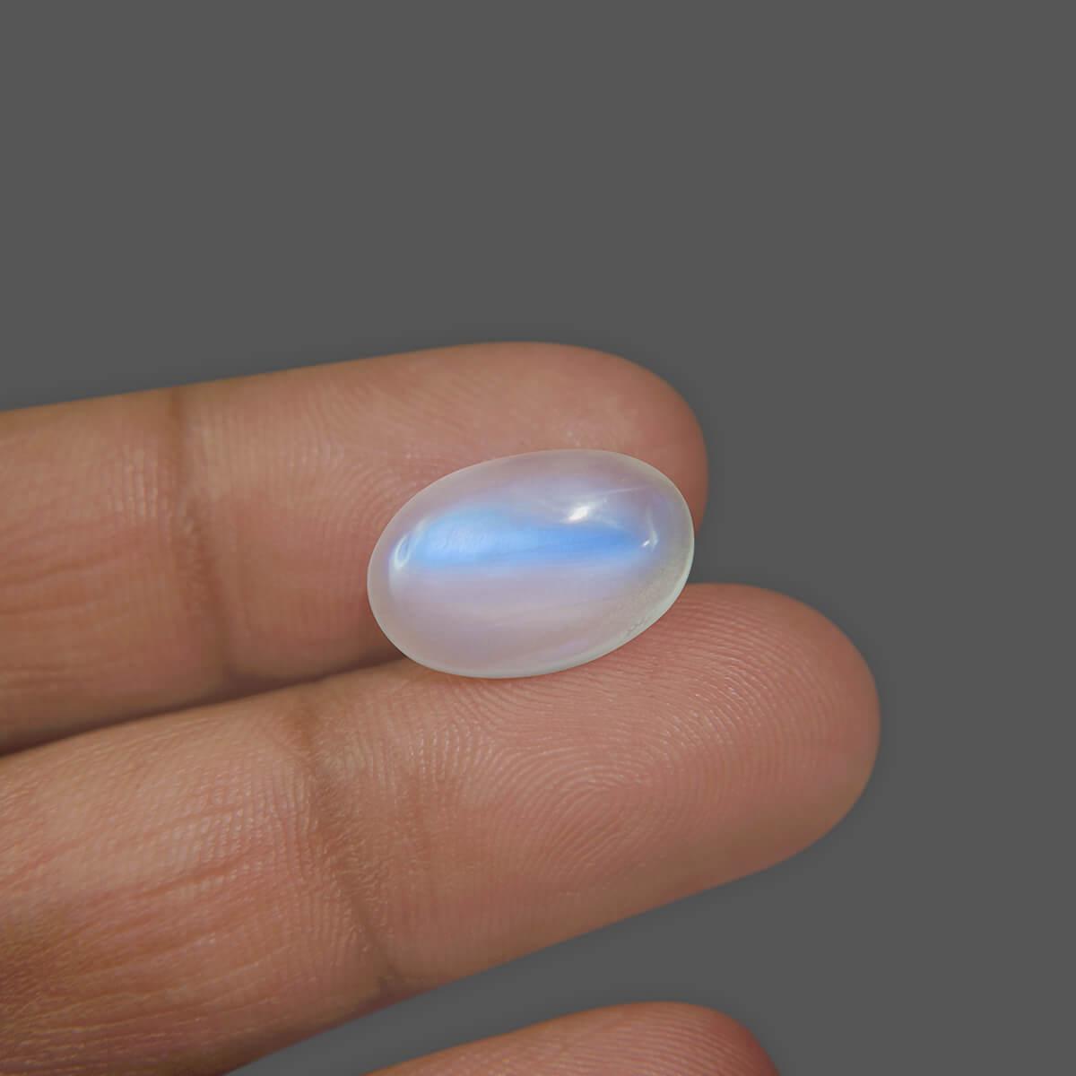 Moonstone Blue Rainbow - 7.30 Carat