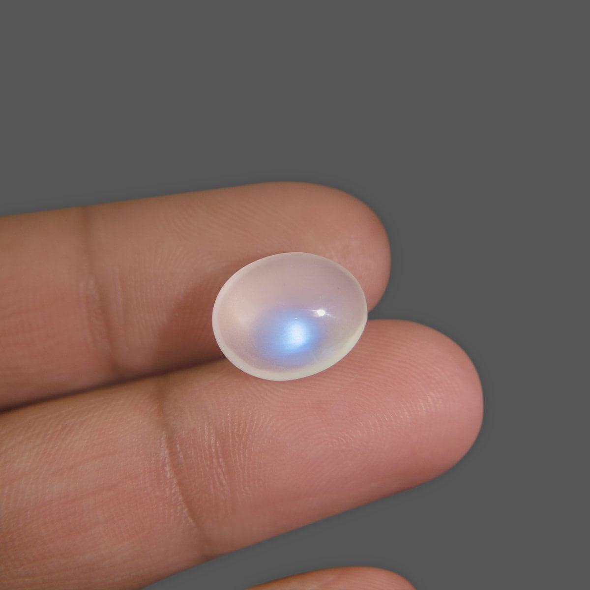 Moonstone Blue Rainbow - 6.61 Carat