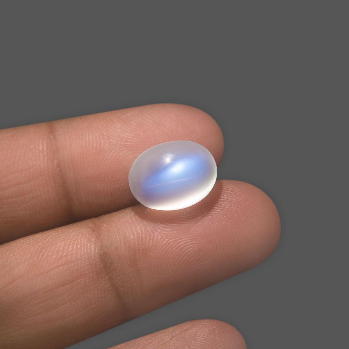 Moonstone Blue Rainbow - 8.39 Carat