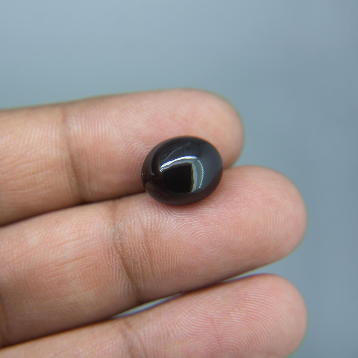 Black Onyx (Hakik) - 6.57 Carat