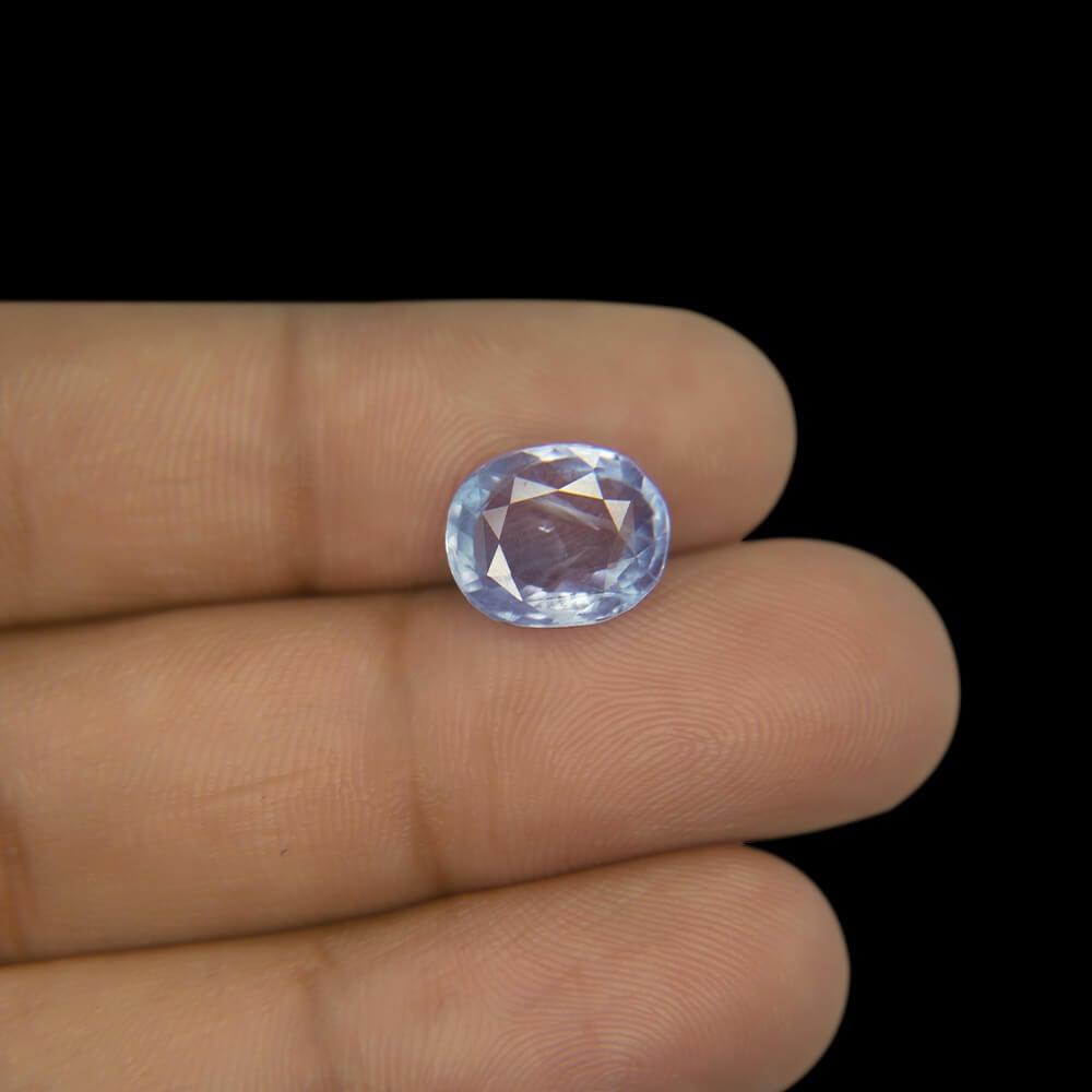 Blue Sapphire - 5.26 Carat