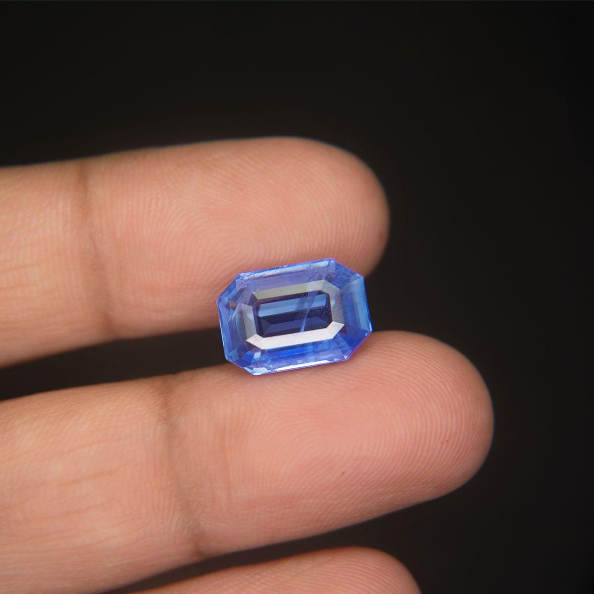 Blue Sapphire - 8.12 Carat