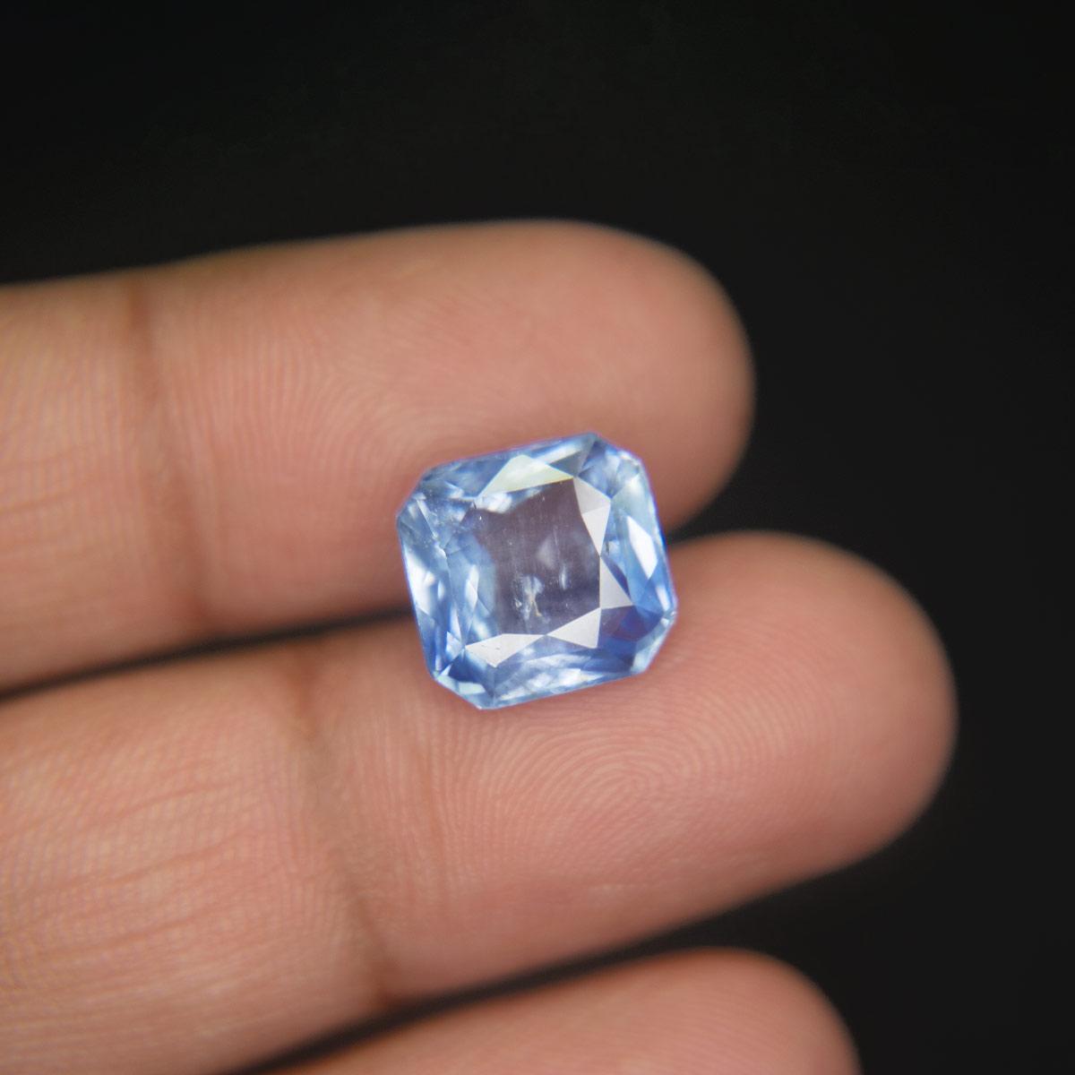 Blue Sapphire - 9.02 Carat
