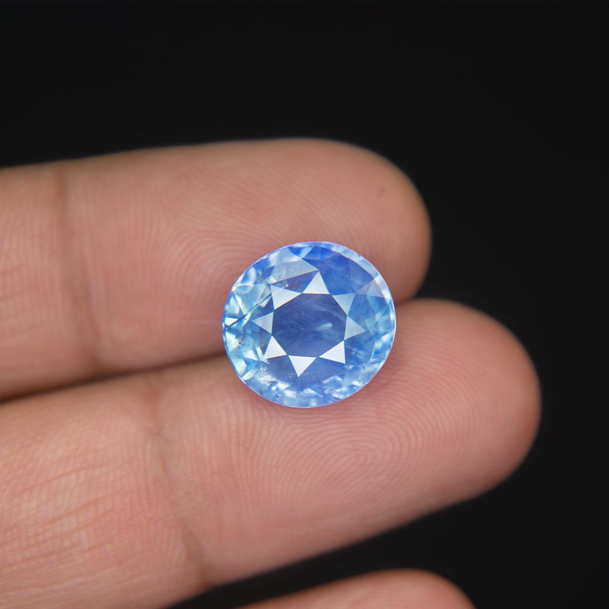 Blue Sapphire - 8.79 Carat