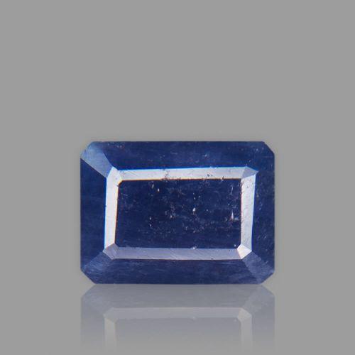 Blue Sapphire - 3.91 Carat