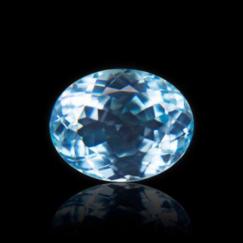 Blue Topaz - 7.88 Carat