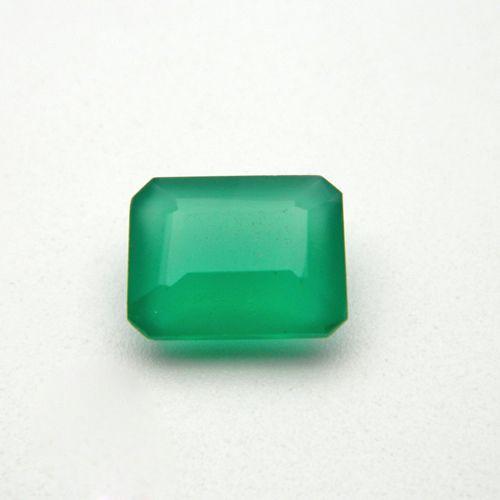 6.30 Carat Natural Green Onyx Gemstone