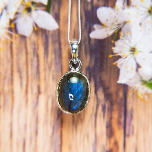 Labradorite Silver Pendant