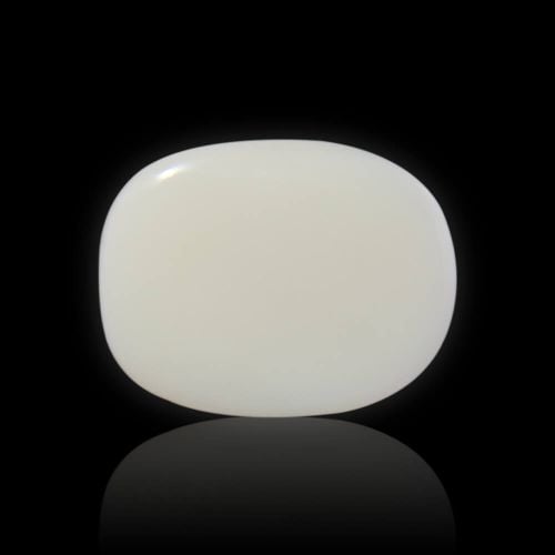 White Opal - 12.32 Carat (13.60 Ratti)