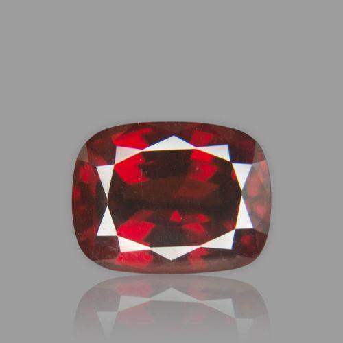 Red Garnet (Almandine-Pyrope) - 8.16 Carat